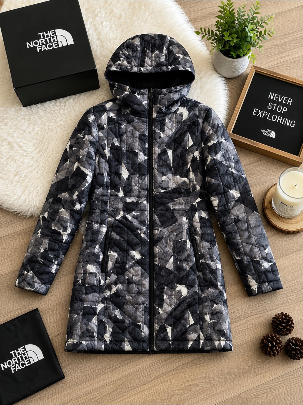 The North Face ThermoBall Eco Parka Hooded Coat Gray Multi Print Size Small - Picture 3 of 8